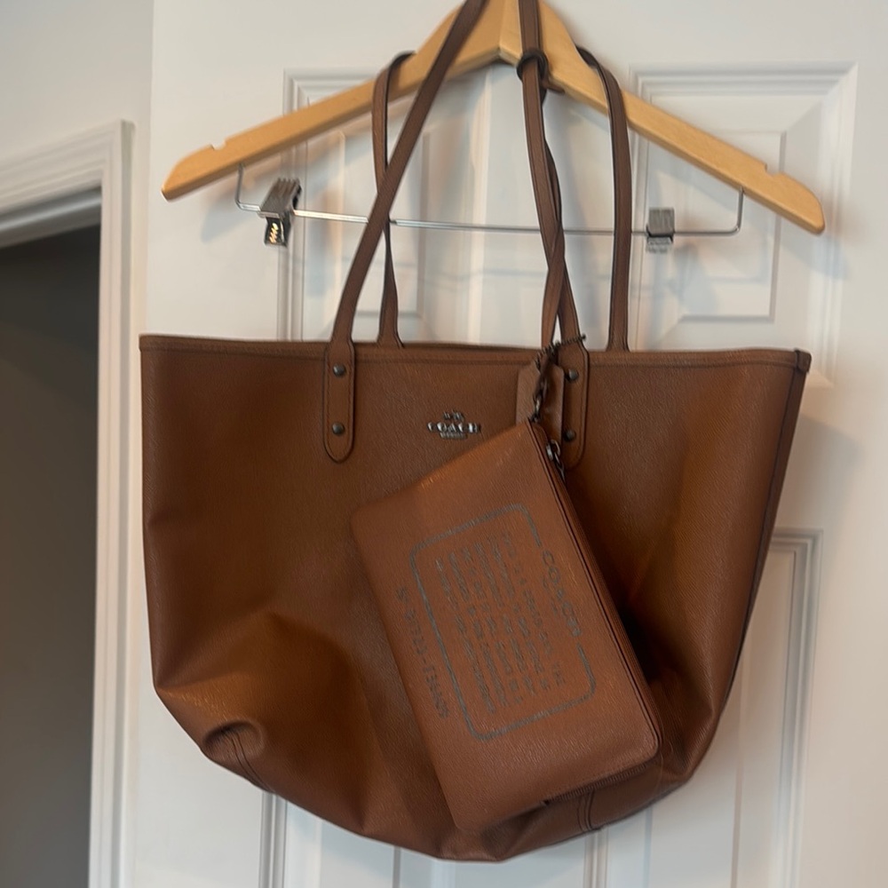 Coach Tan Leather Tote with Pouch